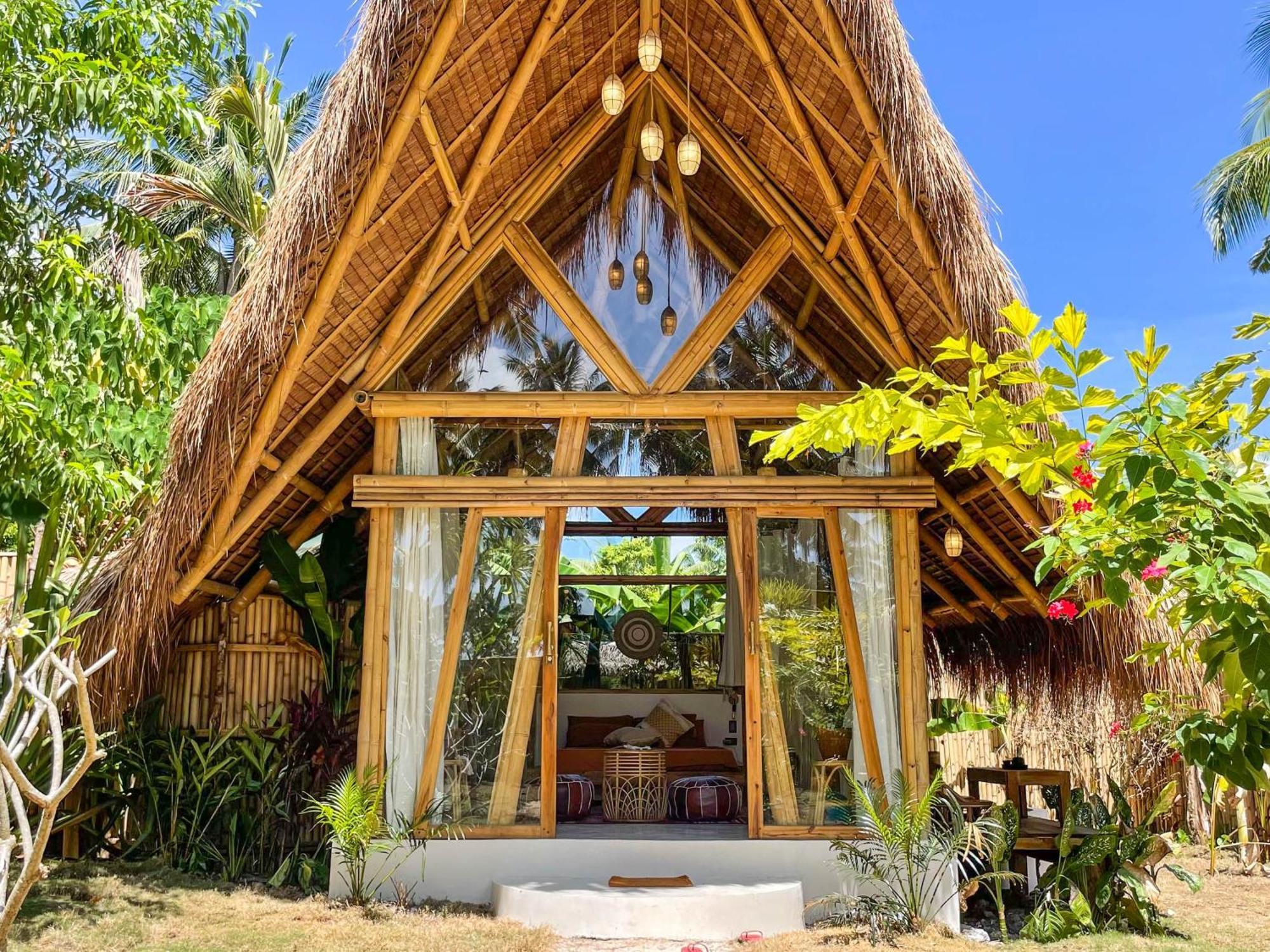 The Bamboo Houses - Tropical Garden & Empty Beach General Luna  Zewnętrze zdjęcie